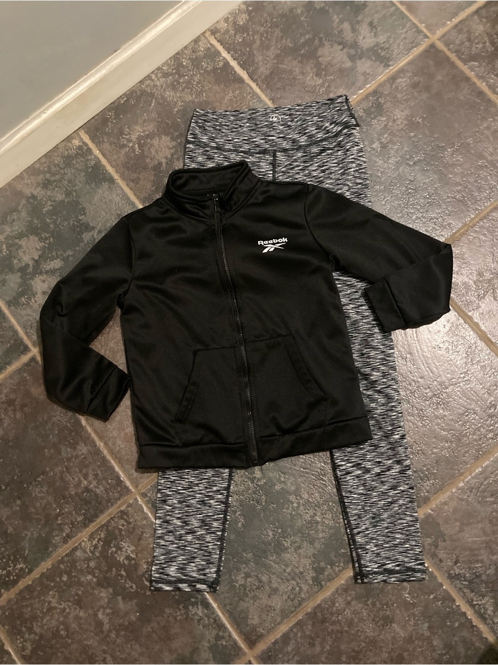 Reebok Black Kids' Full-Zip Track Jacket and Leggings Set Girls Size L 10/12